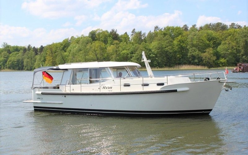 luna34-flyer_73dd5d911431a